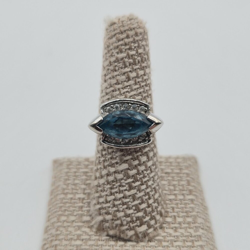 Size 7 Sterling Silver Blue And Clear Cubic Zirconia Gems Ring A4381